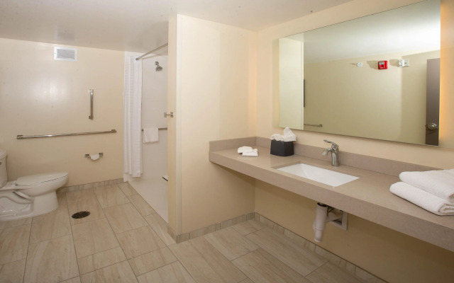 Candlewood Suites Cleveland South - Independence by IHG