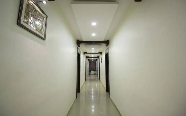 OYO Rooms Sahkari Jin Cross Road