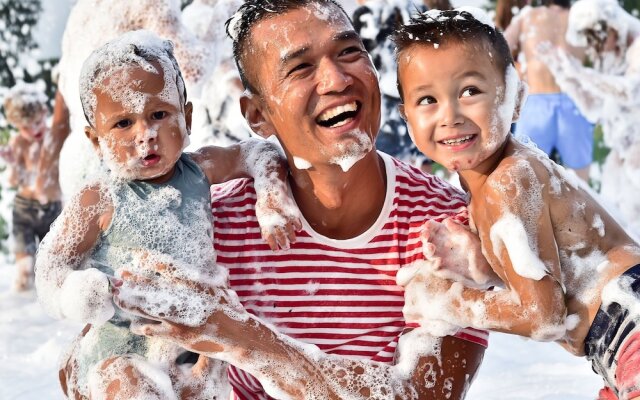 Beautiful Wooden Tree House With Terrace