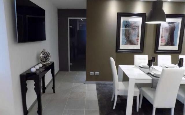 Hs4U ArtGallery Design apartment