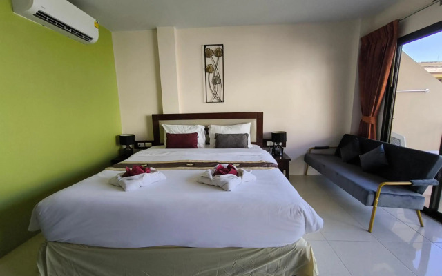 Seven Seas Hotel