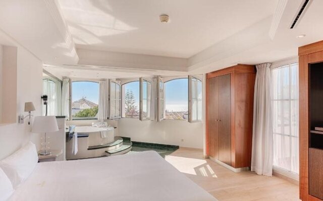 Healthouse Apartments