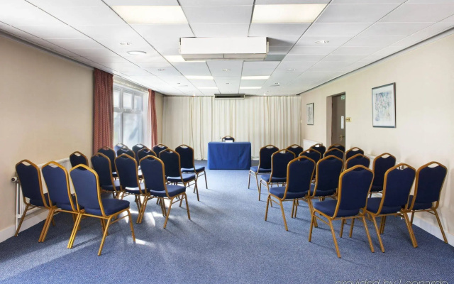 Holiday Inn NEWPORT by IHG