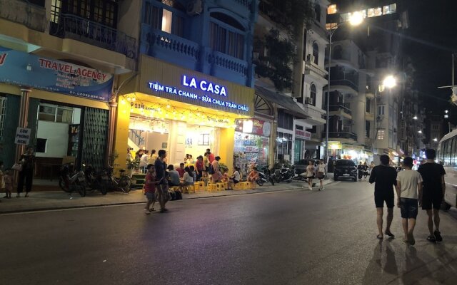 La Casa Homestay Ha Long