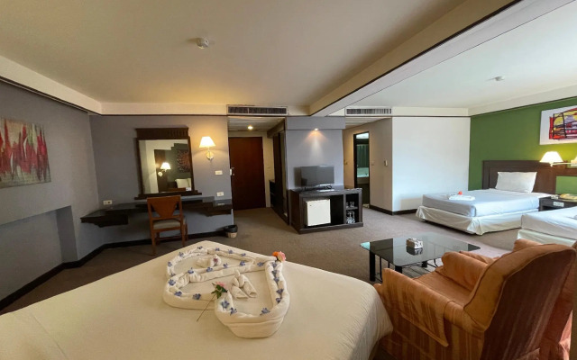Songphanburi Hotel