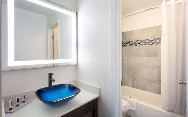 Baymont by Wyndham Charlotte University