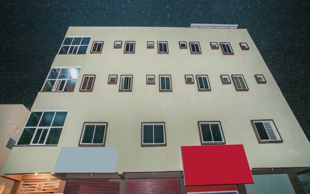 Sri Guru Residency By OYO Rooms