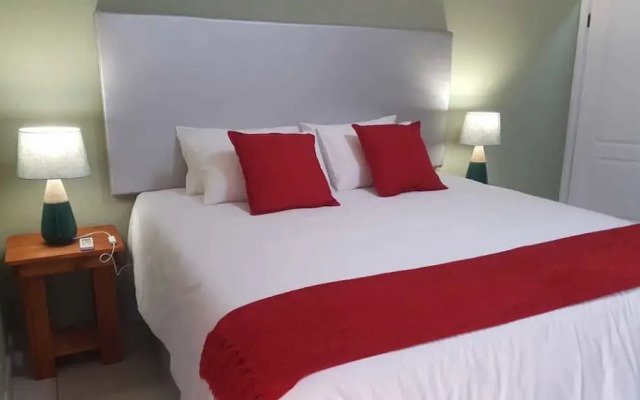 Crimson Bush Lodge