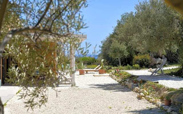 Luccicamare Family-Run Beb