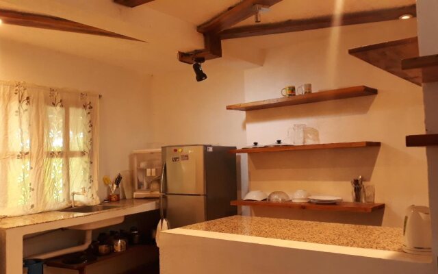 Bamboo Bungalow Resthouse
