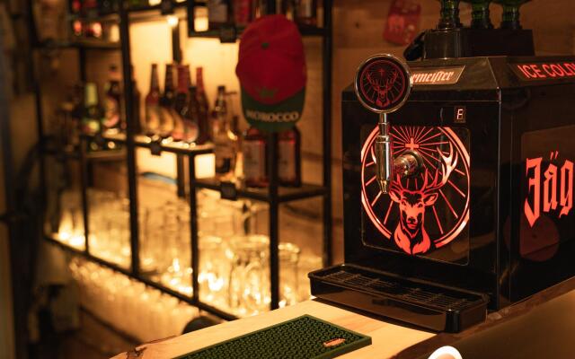 Юнайтед Колорс Хостел