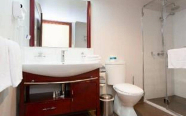 Hampden at Battery Point Apartments