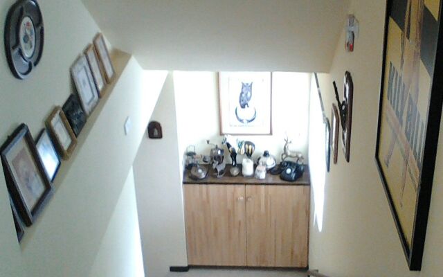 Longtian Hill B&B