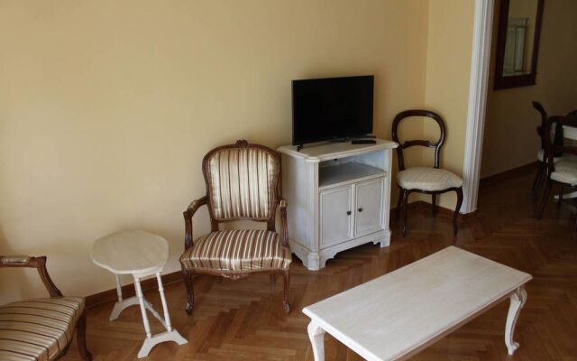 Simple Apartment near Central Athens