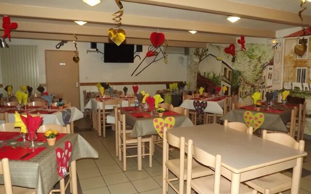 Gîte Saint Pierre Hotel