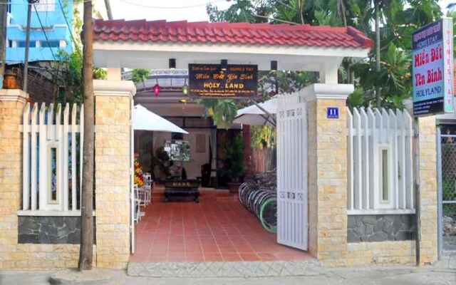 Holy Land Homestay