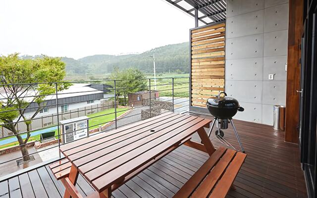 Cheongju Jade Nine Pension