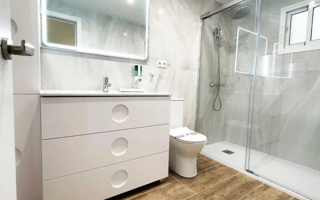 1 Bedroom Apartment Second Line Beach- Parque Marbella Building