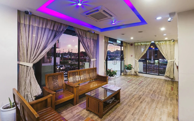 D&V guesthouse Beverly penampang