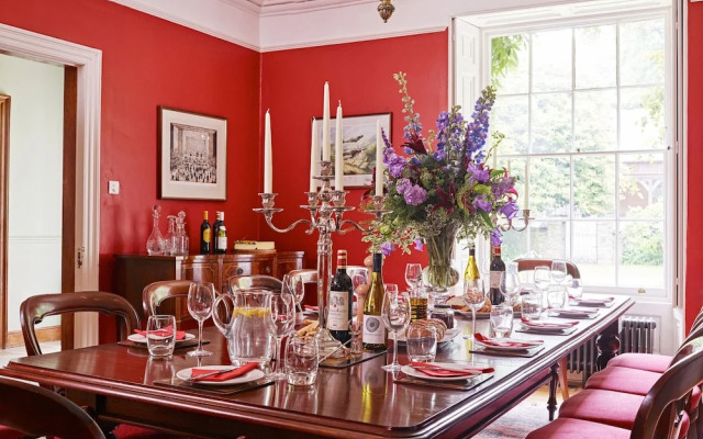 Gitcombe House