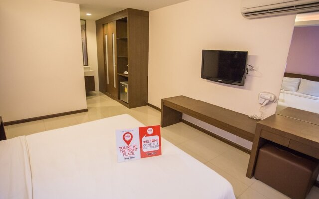 NIDA Rooms Phetchaburi 88 Center Point