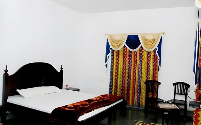 Chandra Hill Resort