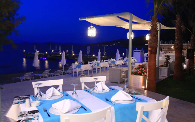 Grand Yazici Torba Beach