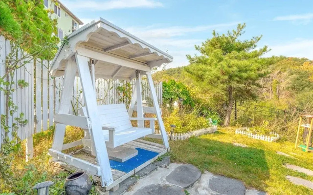 Gyeongju Lineview Poolvilla
