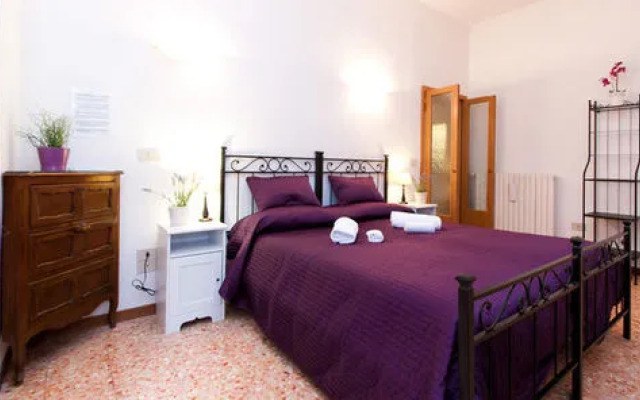 Ca' Violet Apartment