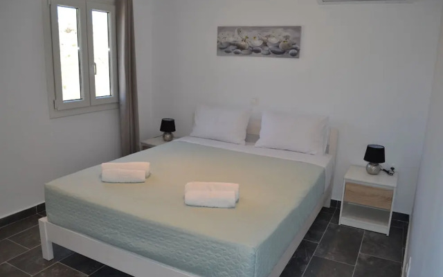 Oniropetra Apartaments