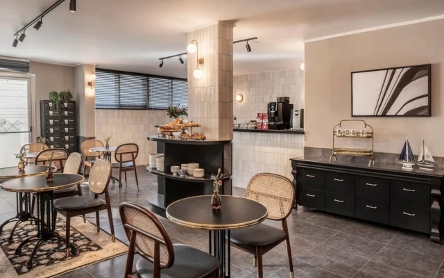 The New Port Hotel Tel Aviv