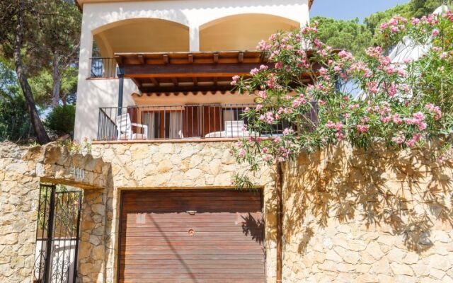 Holiday Home Apartament Isern Baix