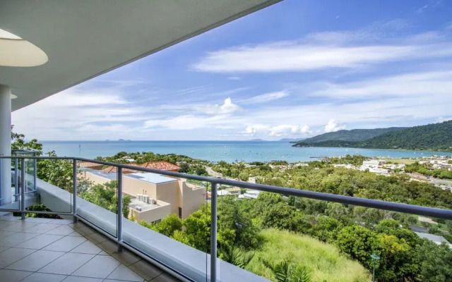 Tranquility Luxury 2 Bedroom Apartment