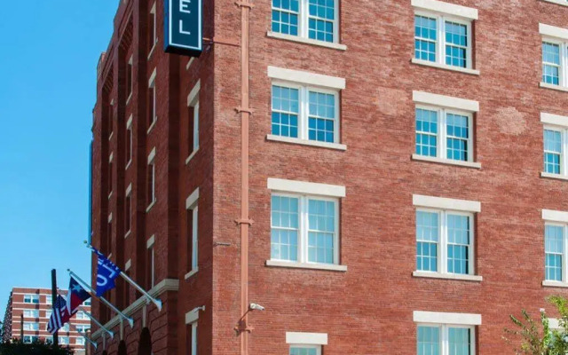 Canvas Hotel Dallas