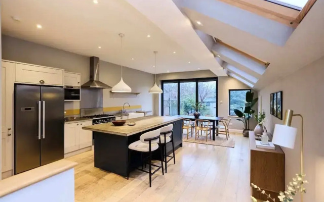 The Harlesden Haven - Stunning 4bdr With Garden