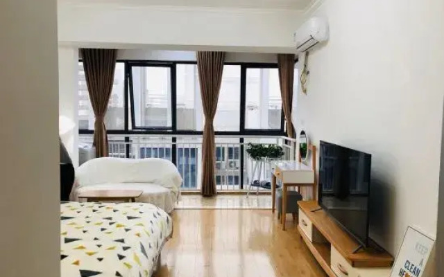 Fanmulin Apartment Hotel (Wuhan Xianggang Road)
