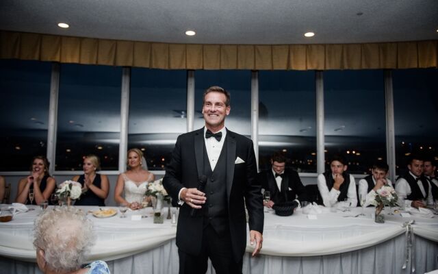 Holiday Inn Downtown - Mercy Area by IHG