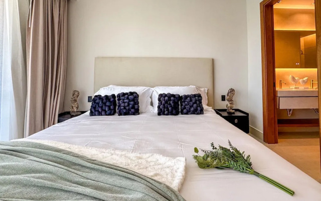 Marina Garden Penthouse 3 Bedroom Apartment