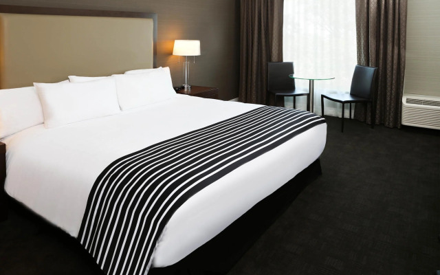 Sandman Hotel Abbotsford Airport