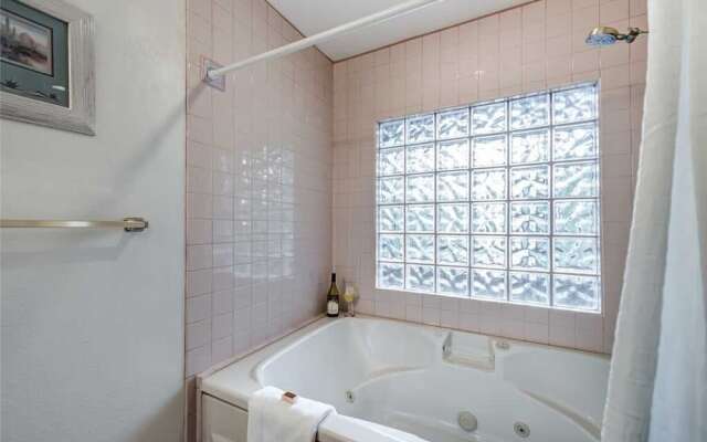 Awesome Views - Five Bedroom Cabin