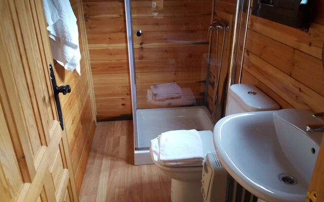 Hostal Restaurant Pous de la Neu