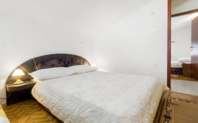 Milans - 25m From the Beach - A5