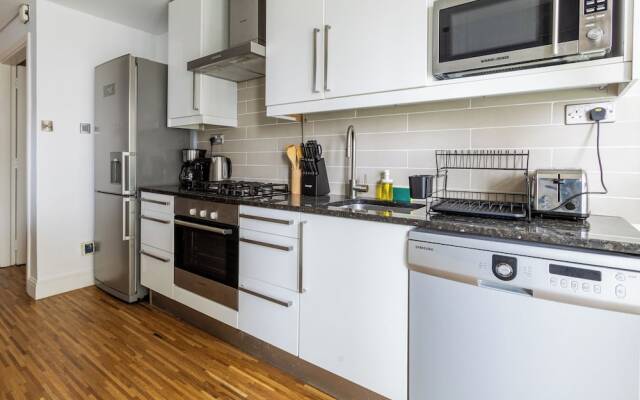 Nasma Luxury Stays - Marina Pinnacle