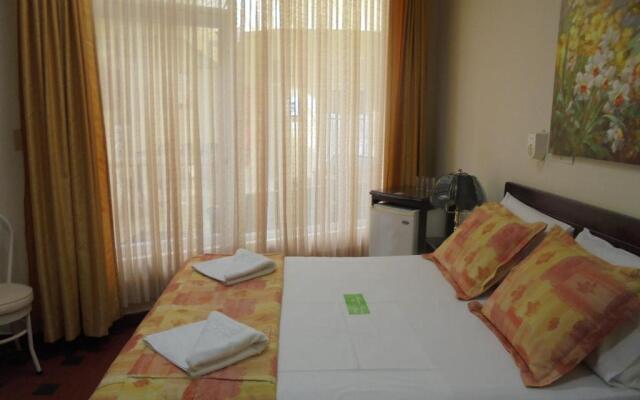 Hotel Marux Plaza