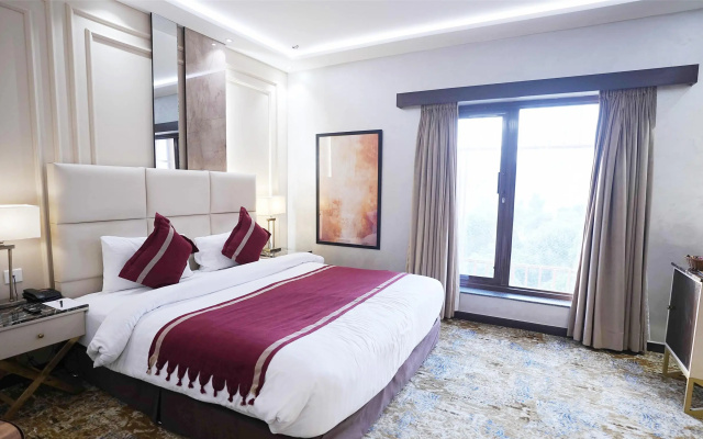Best Western Plus Grand Hotel Multan