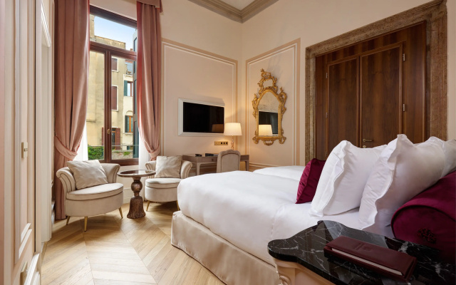 Отель Palazzo Giovanelli