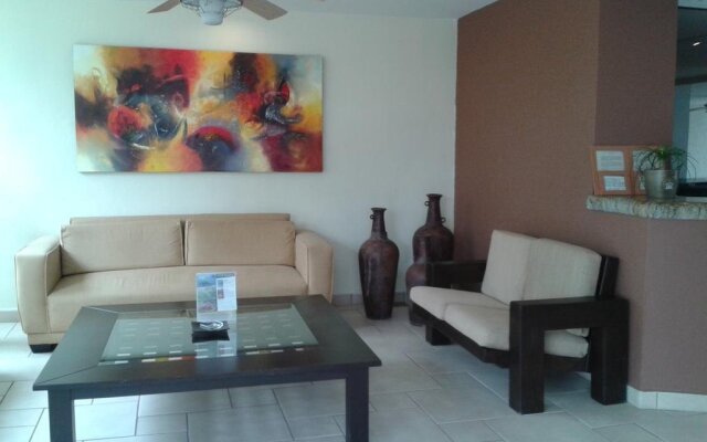 Banderas Suites