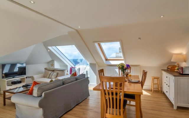 Ocean Lookout - Luxury Woolacombe Beach Apartment with Sea Views