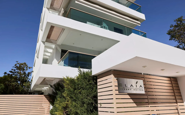 Elaia Luxury Suites