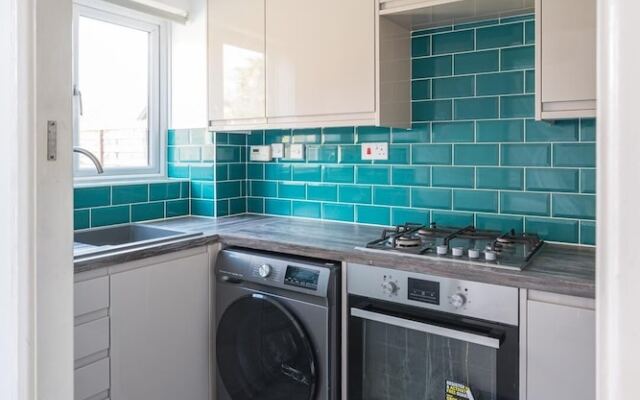 Luxurious 2-bed House in Dartford